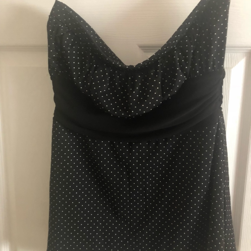 WHBM Strapless Top - Picture 3 of 5